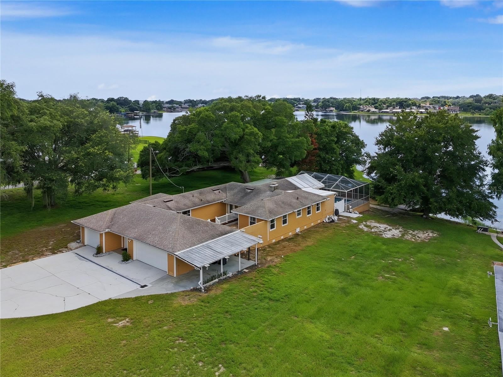 125 Lake Roy Drive – photo 4