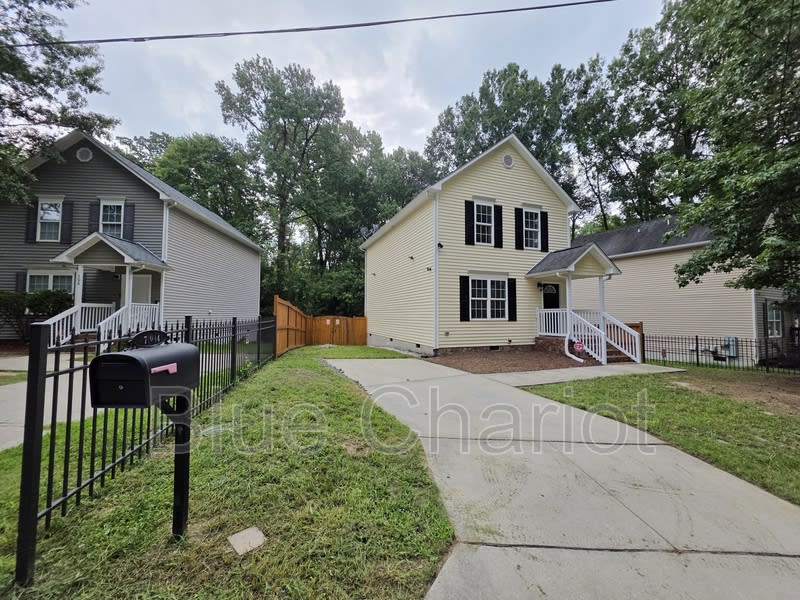 704 Brye Street – photo 1
