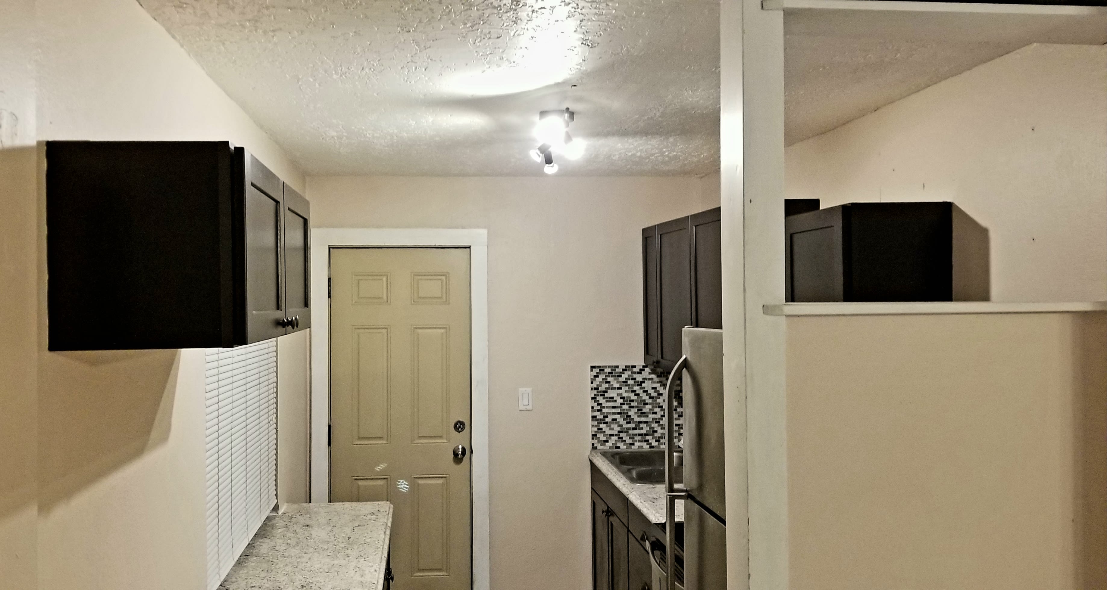 510 E Strawbridge Ave – photo 2