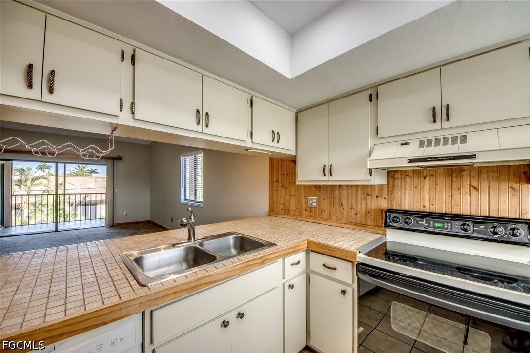 4616 SE 6th Avenue – photo 5