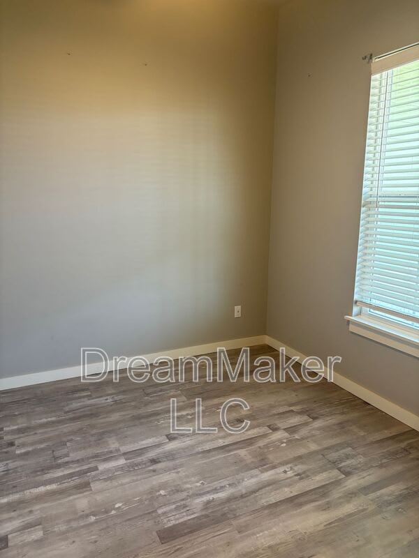 3010 SE 34th Street – photo 4