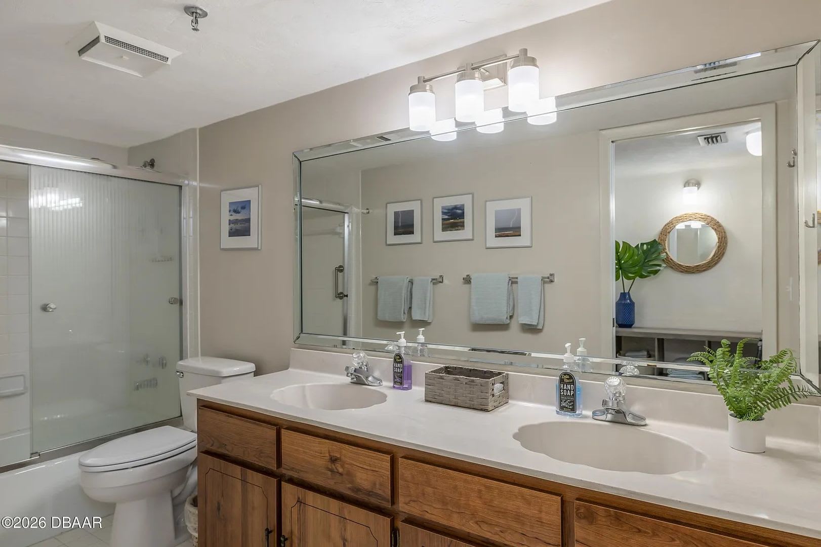 2 Bedroom 2 Bathroom Oceanfront condo in Ormond Beach – photo 2
