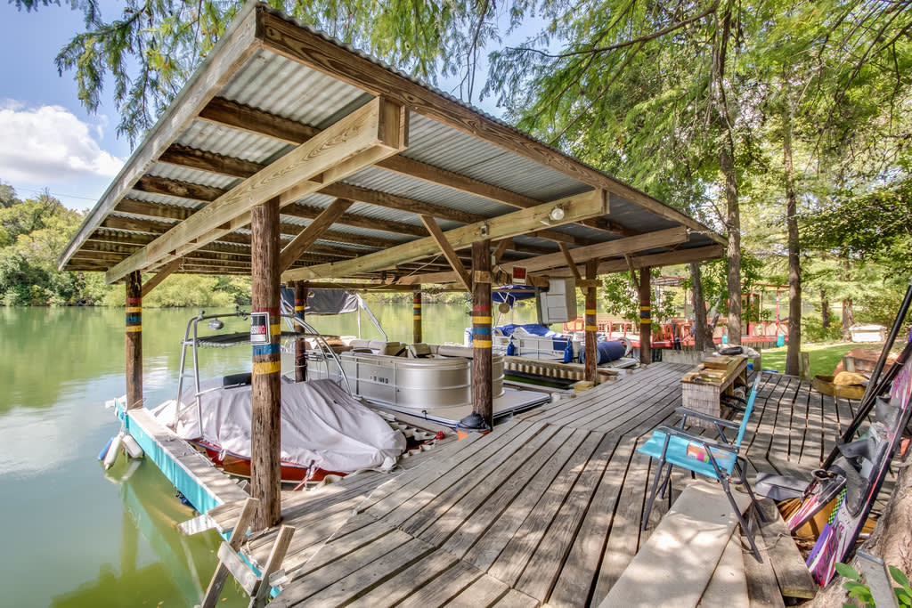 1712 Lakeshore Drive – photo 3