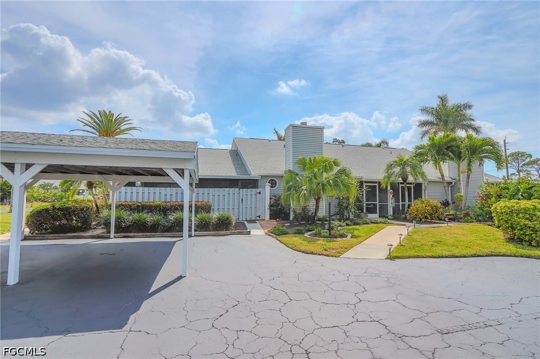 6250 Timberwood Circle – photo 2