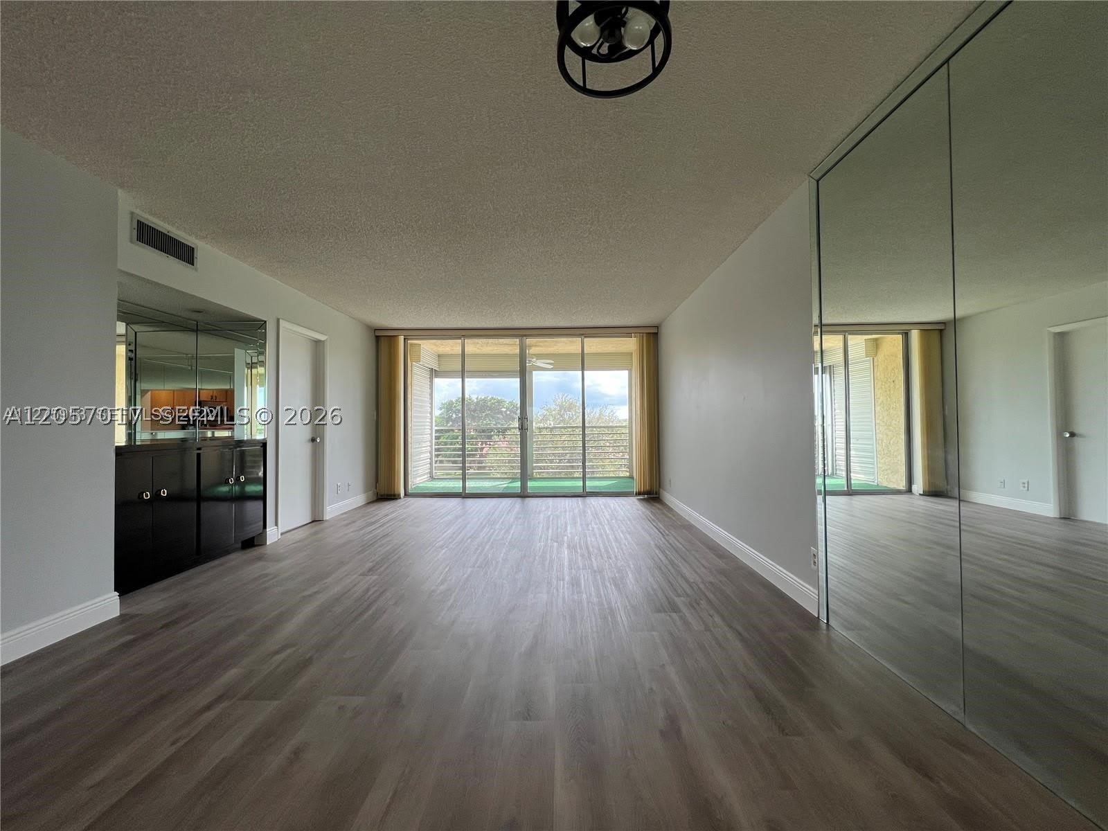 9520 Seagrape Dr – photo 3
