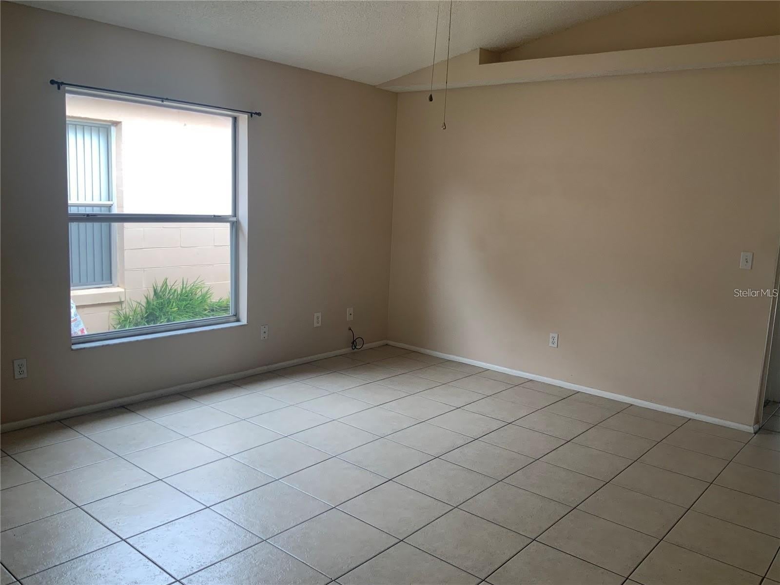 1705 CHATHAM Circle – photo 5