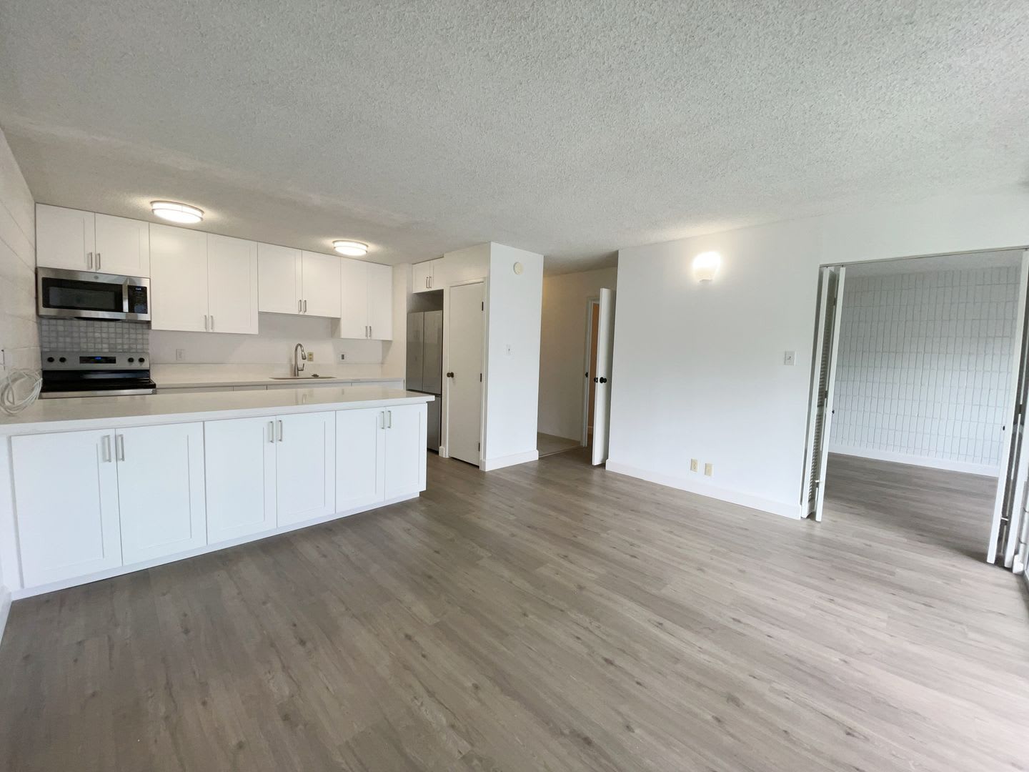Kinau-ward renovated 1 bed, 1 bath, 1 parking – photo 1