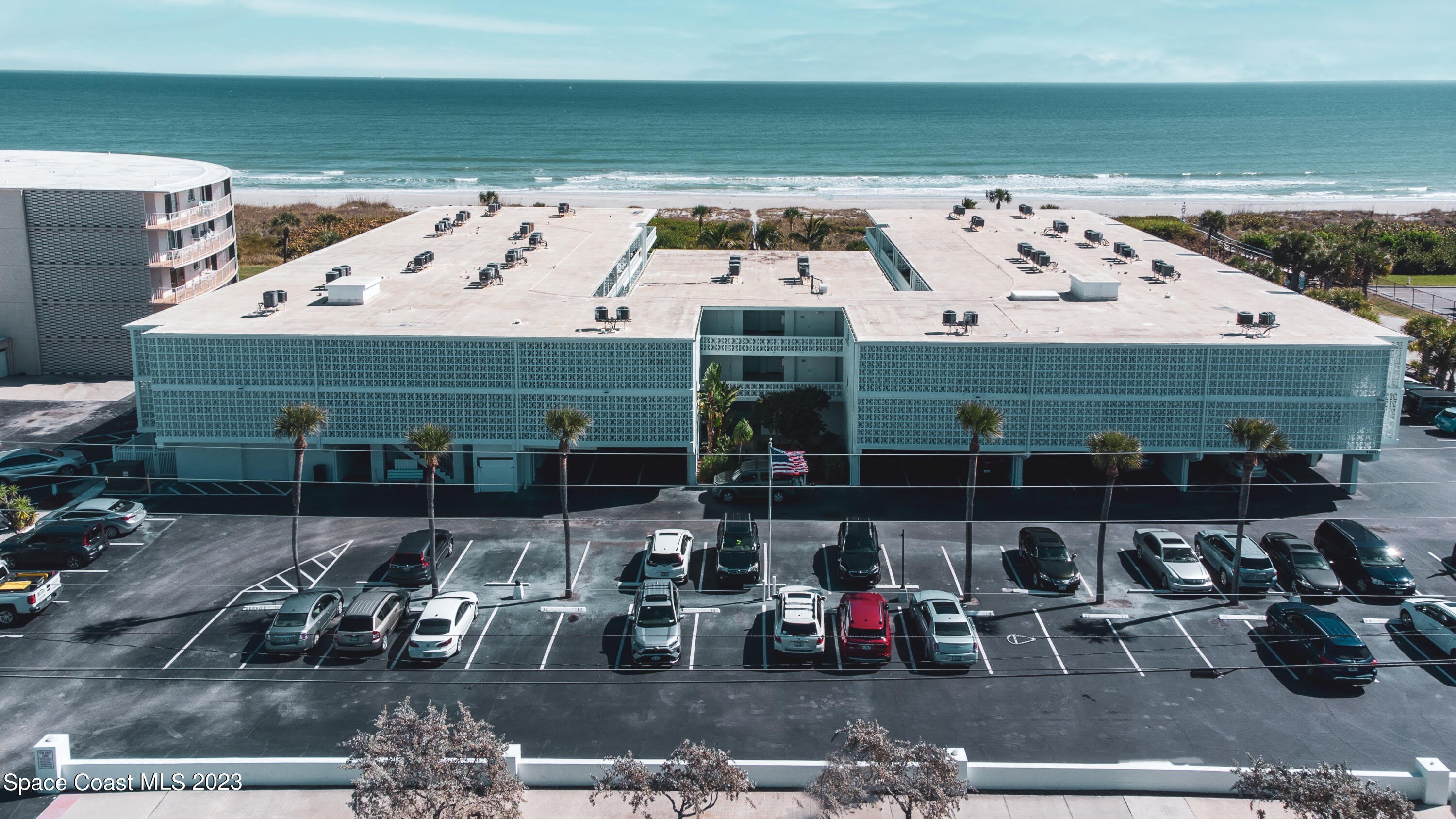 4800 Ocean Beach Boulevard – photo 1