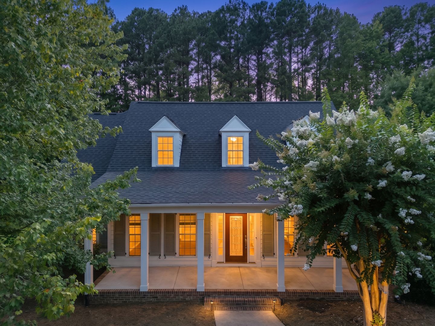 Welcome to Governor's Village Sprawling one level living with added Bonus space – photo 1