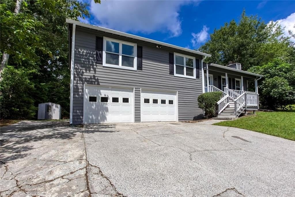 1093 Caprice Drive – photo 4