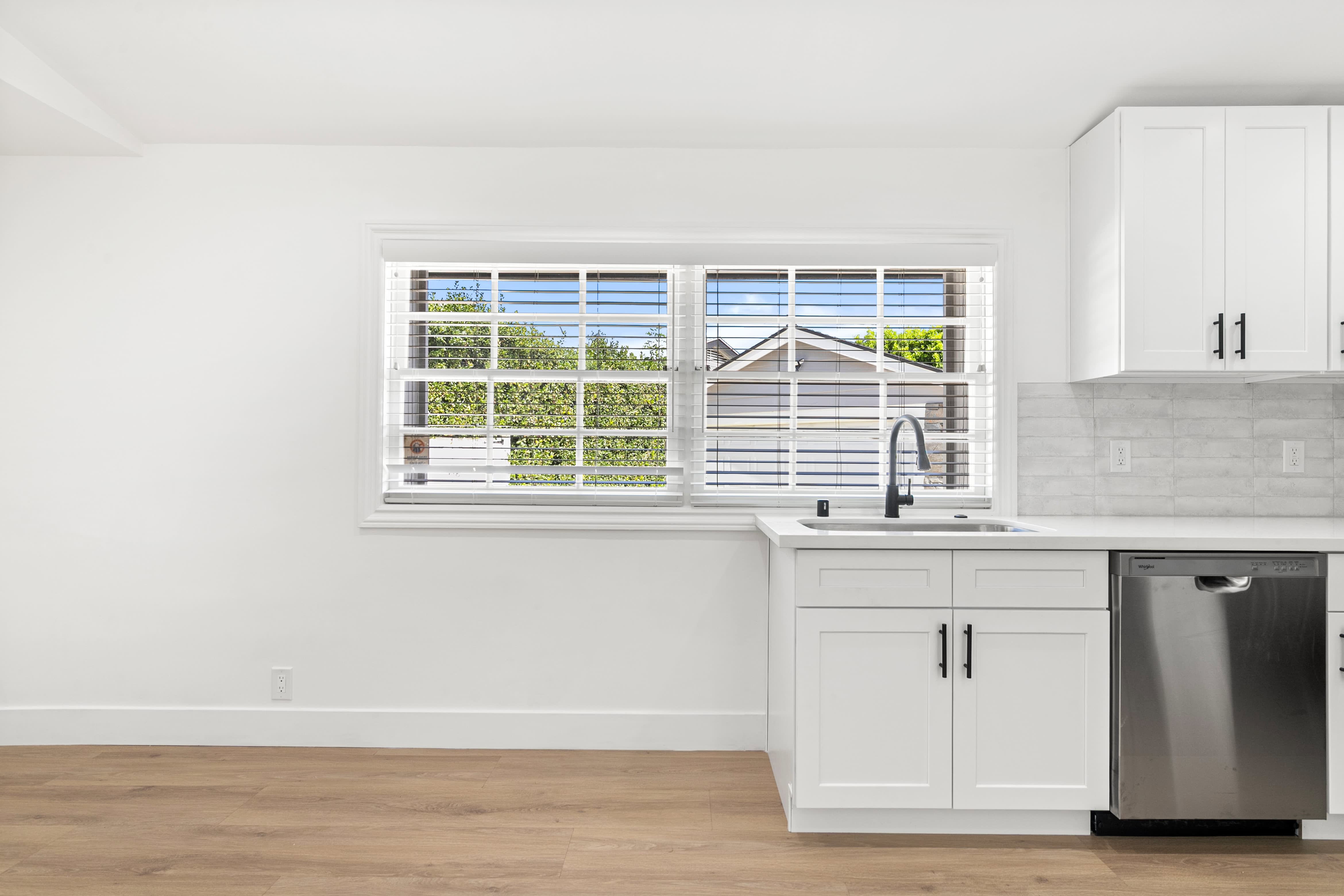 5227 Beckford Ave – photo 5