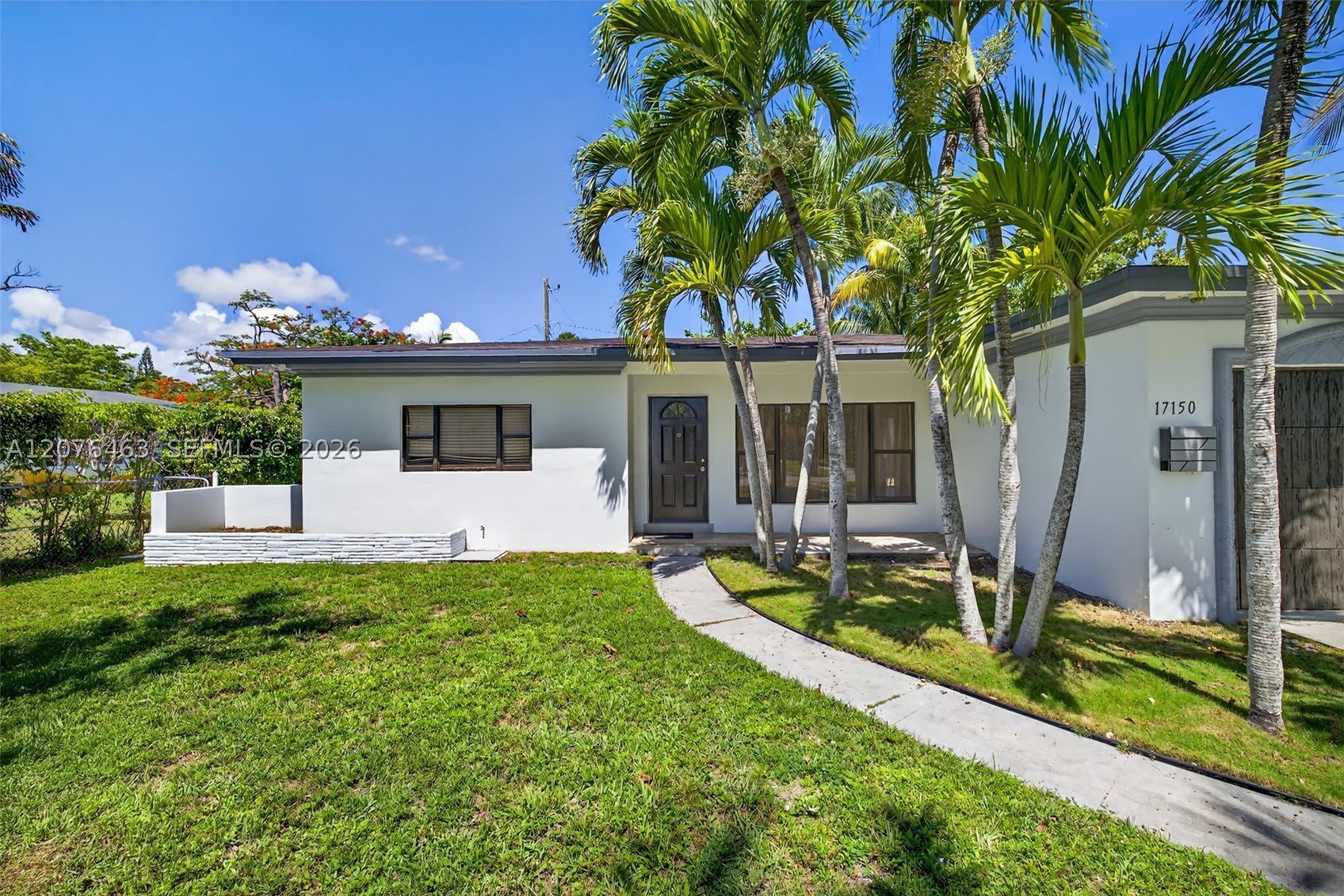 17150 NE 18th Ave – photo 3