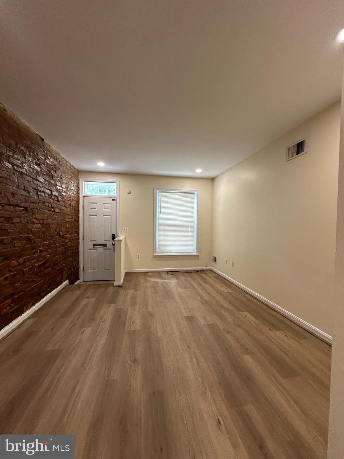 115 N Curley Street – photo 4