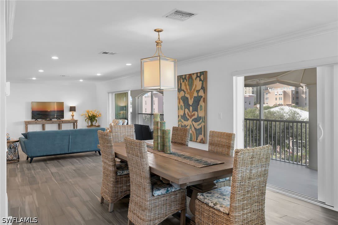 1020 Swallow Avenue 302 – photo 5
