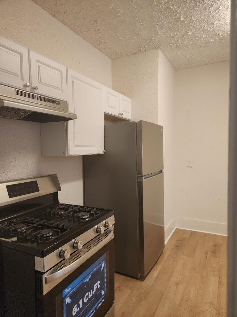 1361 Ellsworth Street – photo 2