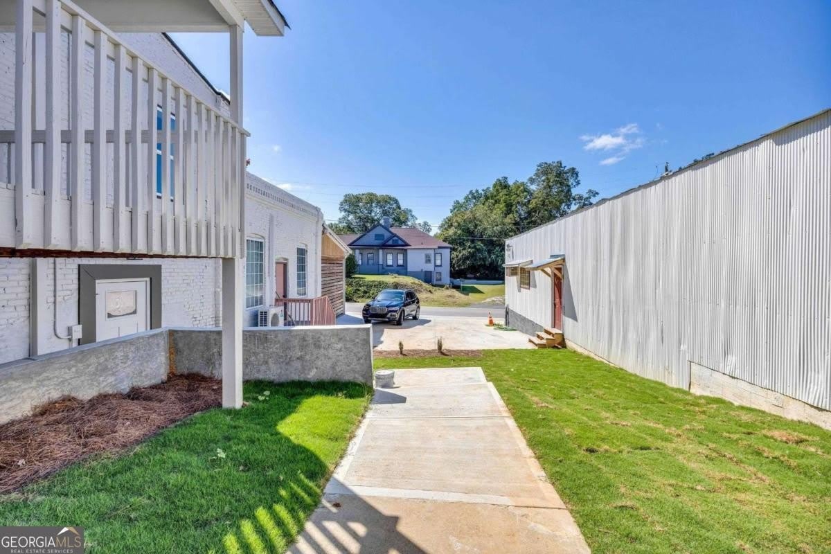 86 S Forest Avenue – photo 2