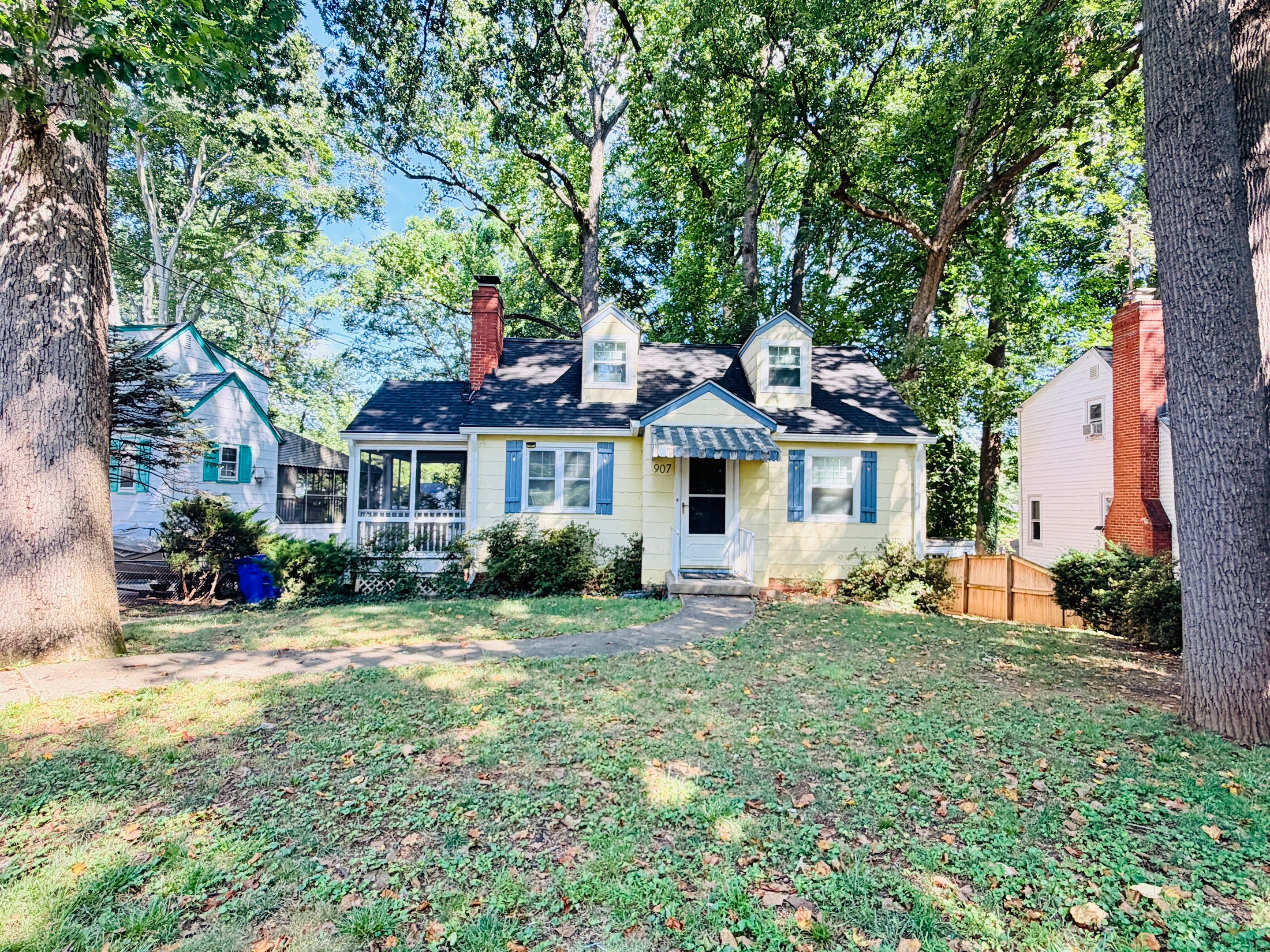 907 Heron Dr – photo 1