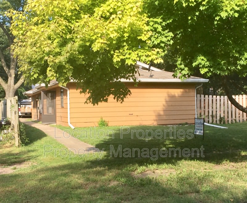 817 Connecticut Street – photo 2