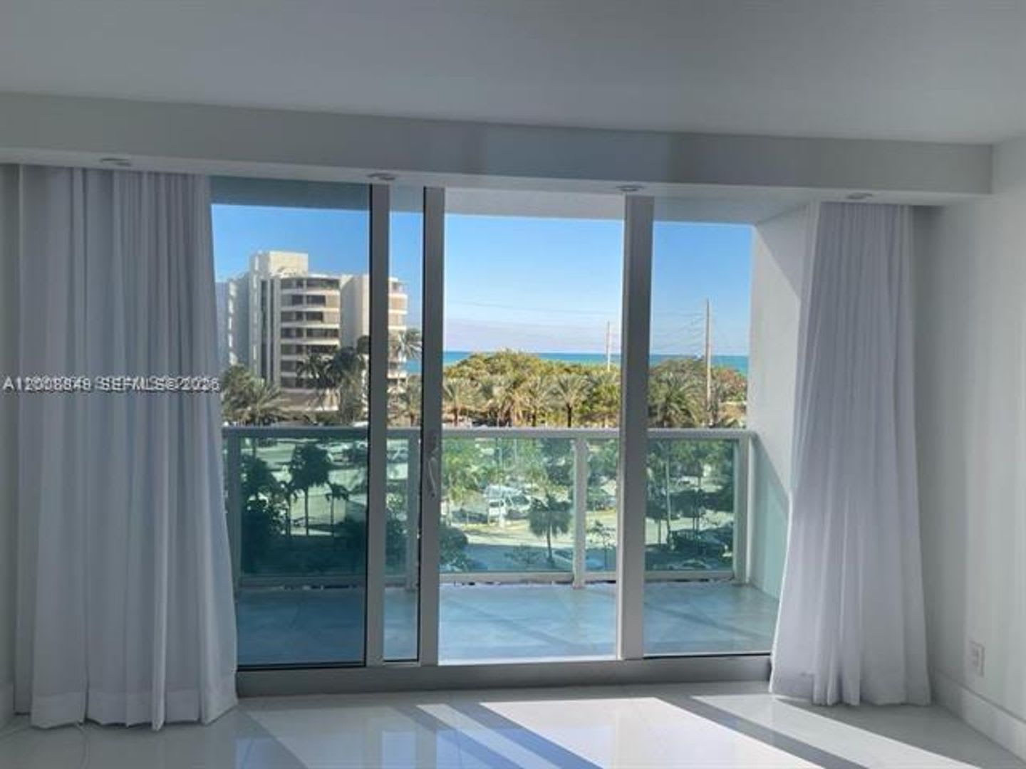 100 Bayview Dr cu-508, Sunny Isles Beach, FL 33160 – photo 5