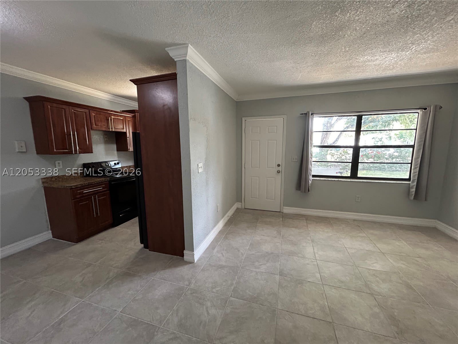 1925 Madison St – photo 2