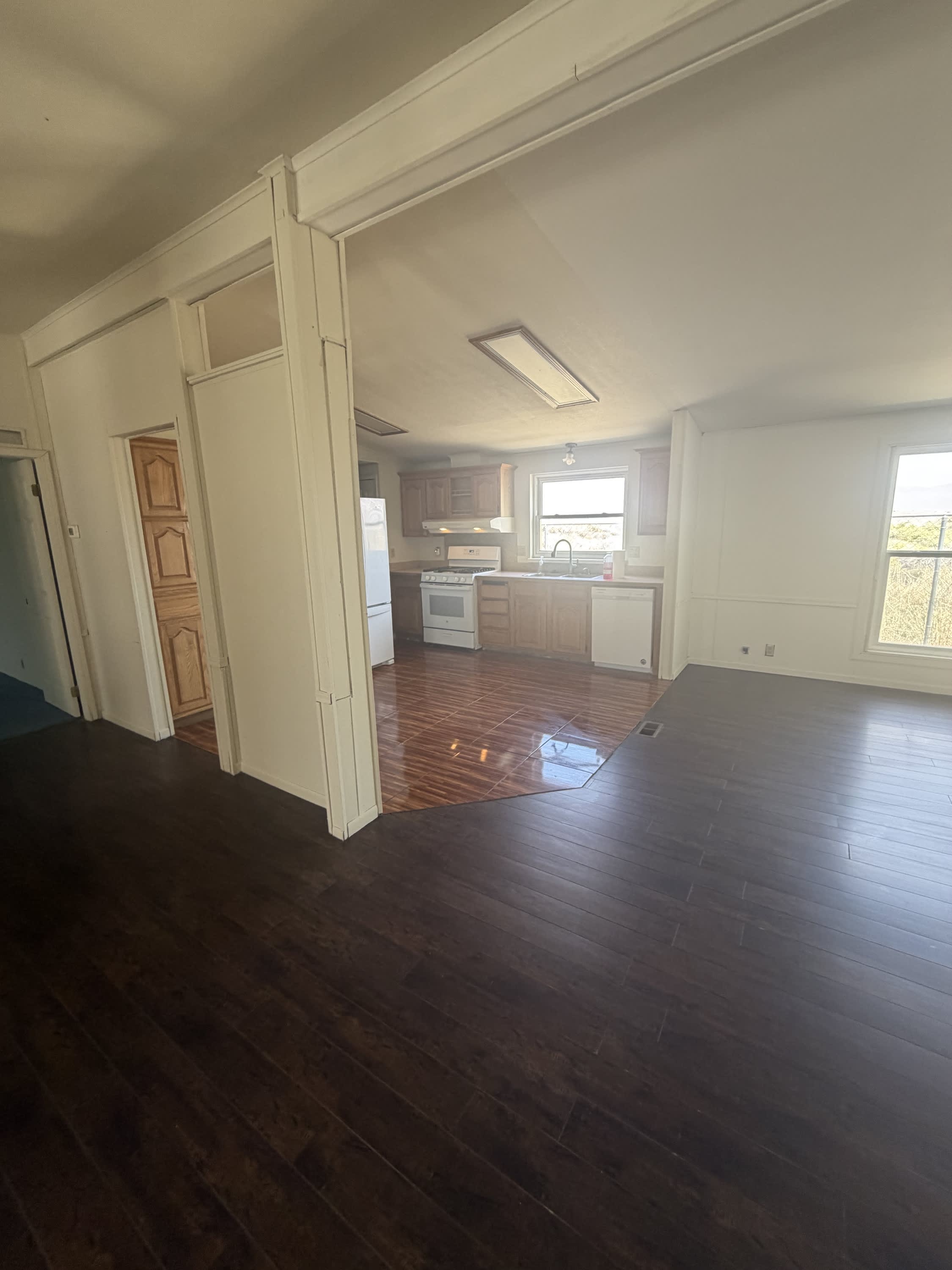 690 Maple Court – photo 2