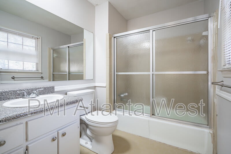 2135 Knighton Drive – photo 2