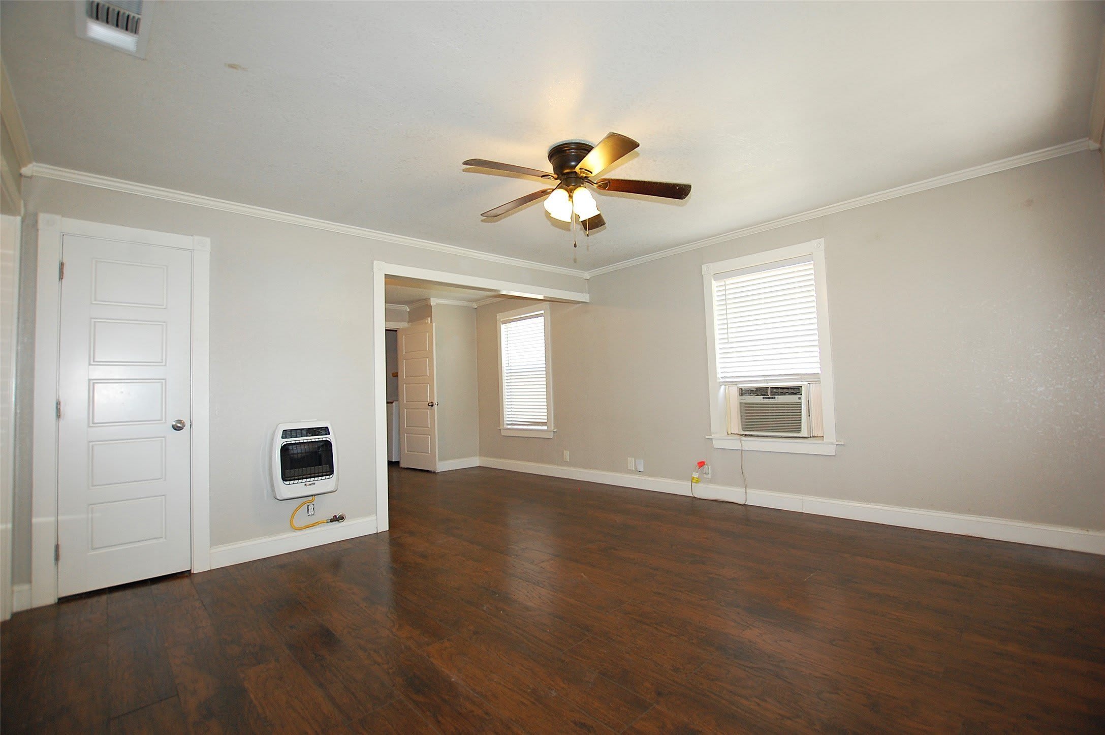106 W Church Street – photo 3