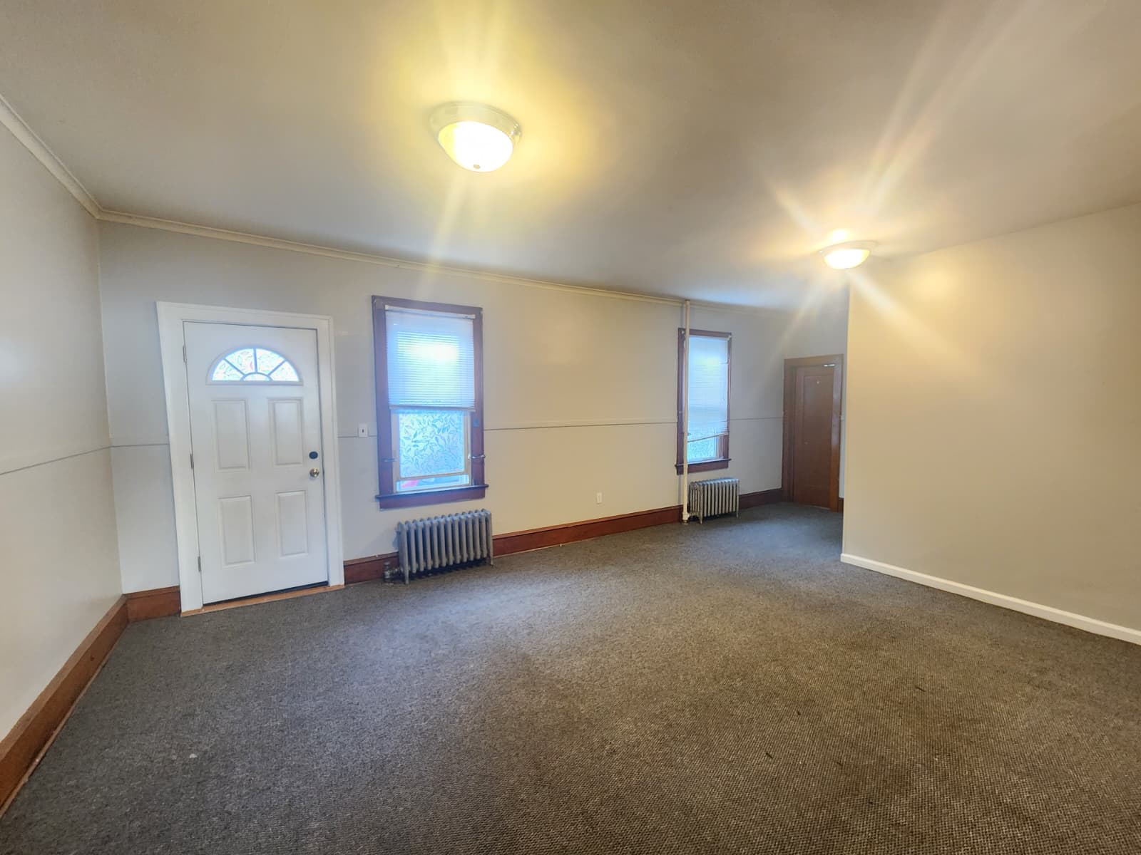 810 Wisner St – photo 2