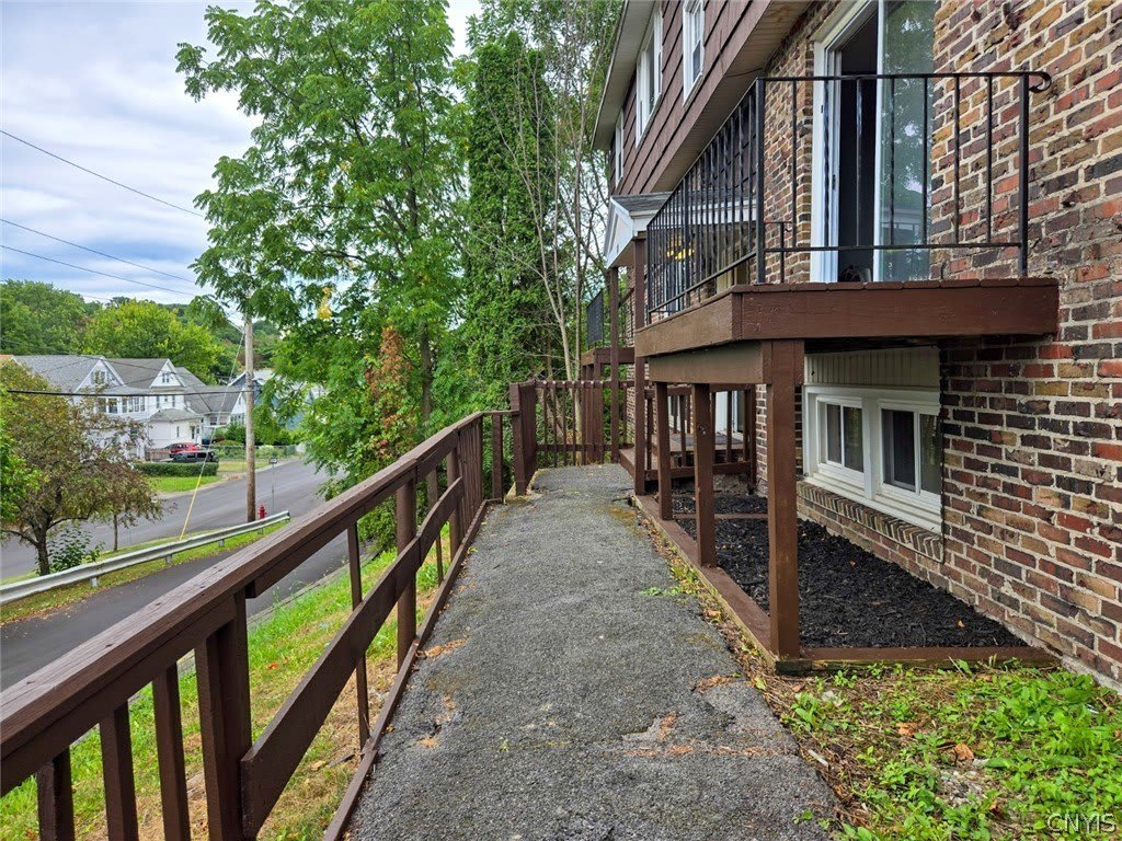 301 1st N Street – photo 3