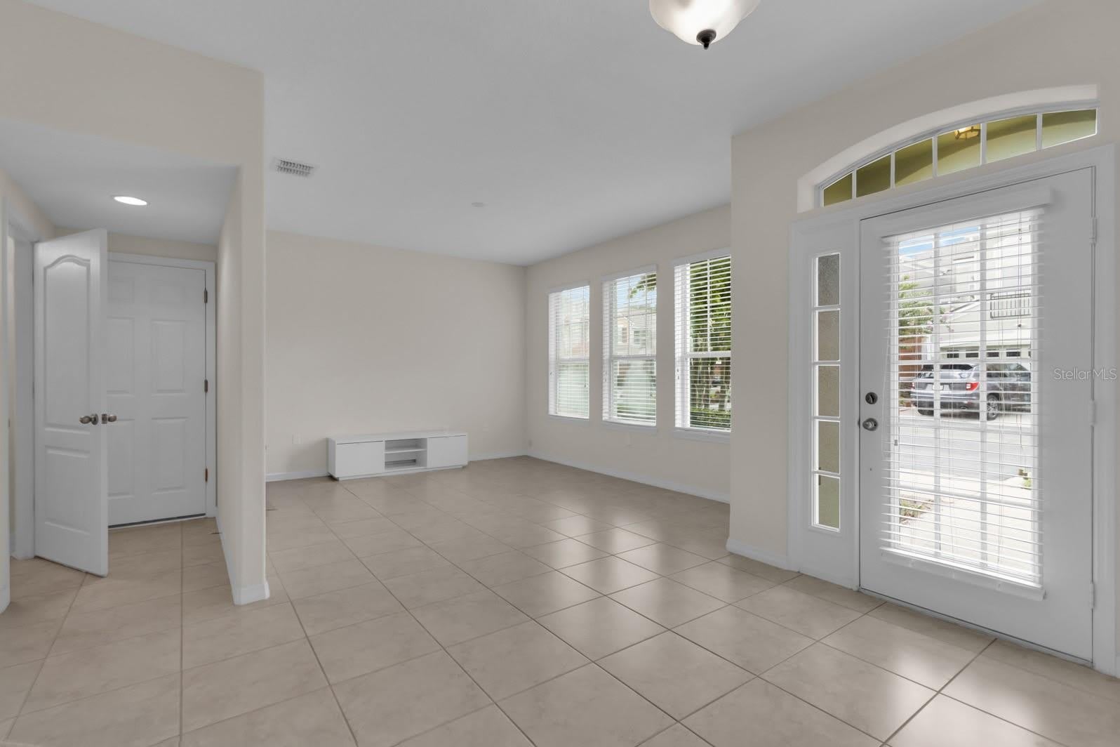 1041 Laurel Ridge Lane – photo 5