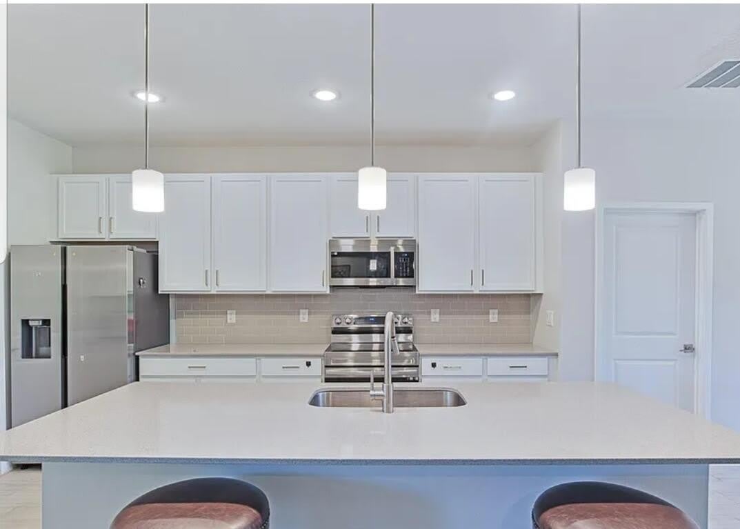 951 SARETA Street SE – photo 4