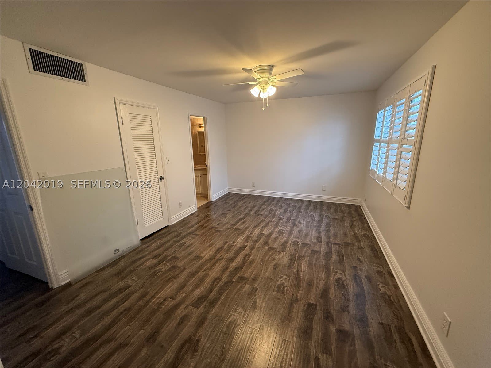 2606 NE 10 ST – photo 5