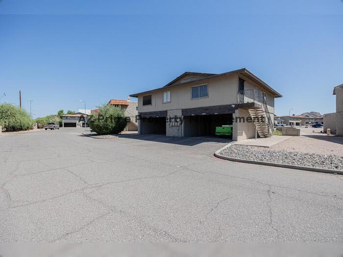 4708 East Portland Street – photo 2