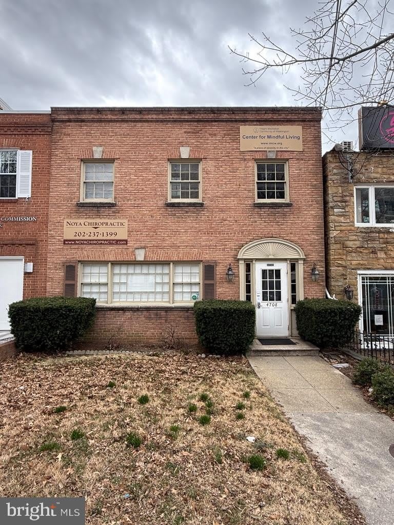 4708 WISCONSIN Avenue NW – photo 1