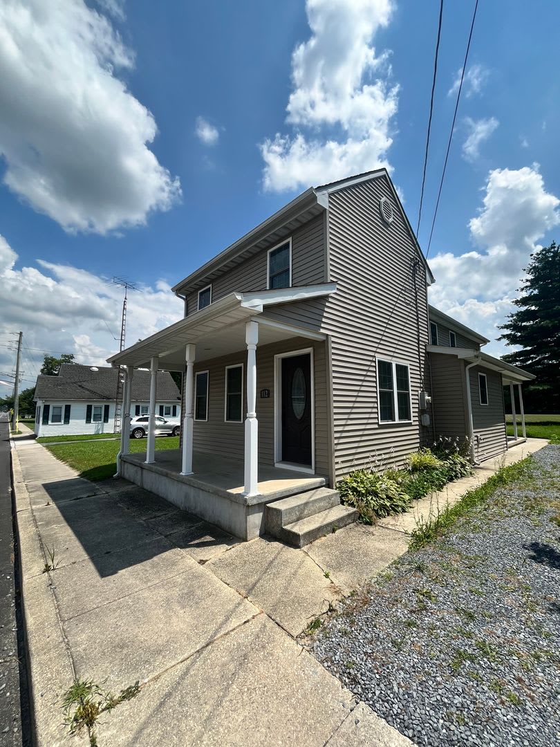 Welcome to 112 E Main Street! – photo 4