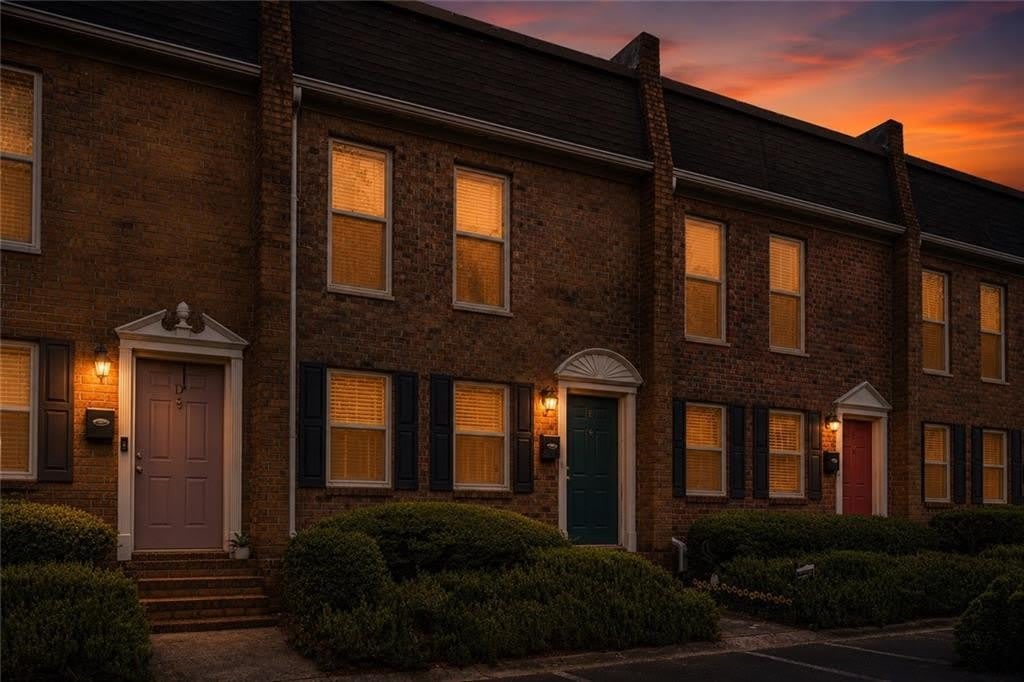 245 Winding River Drive – photo 2
