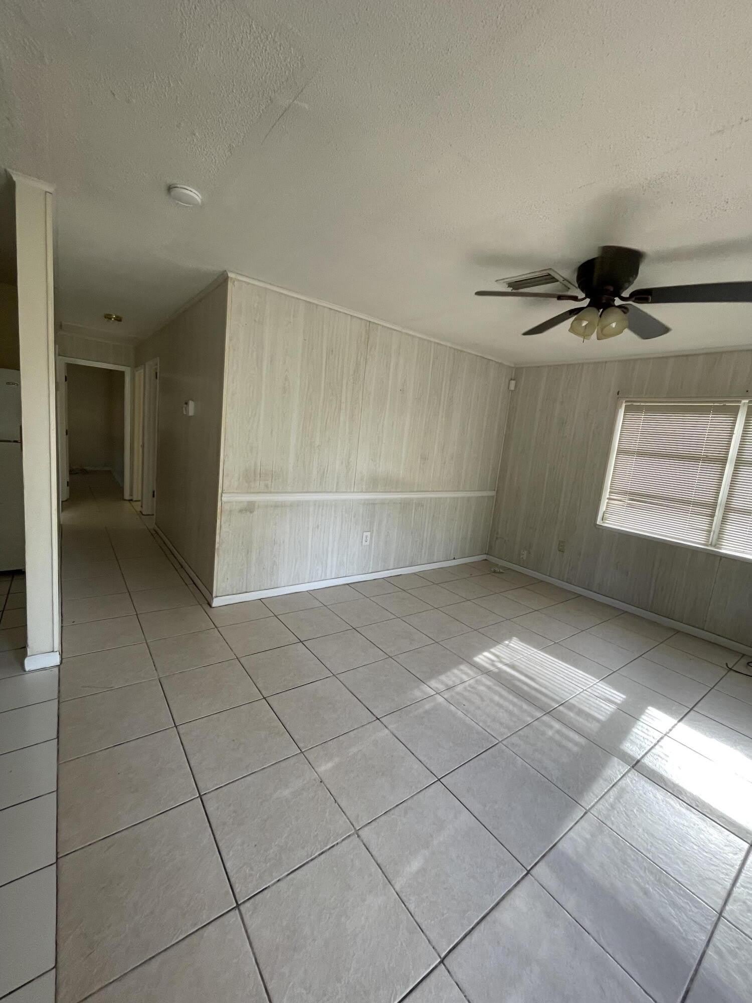 2801 Avenue E – photo 3