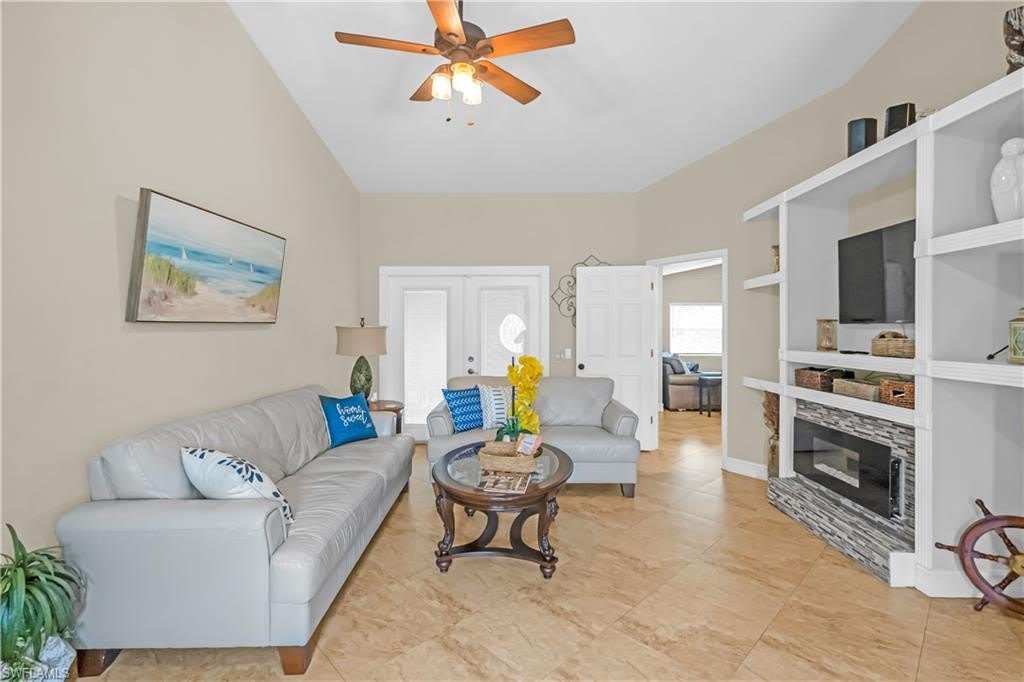 2281 16Th St Ne – photo 3