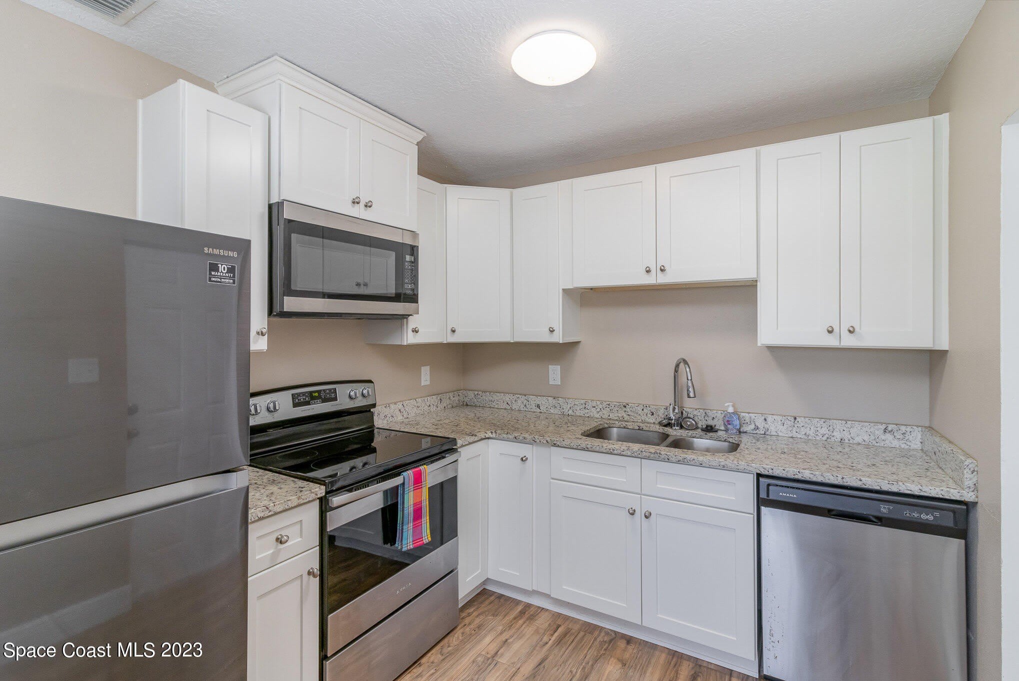 2567 Pepper Avenue – photo 4