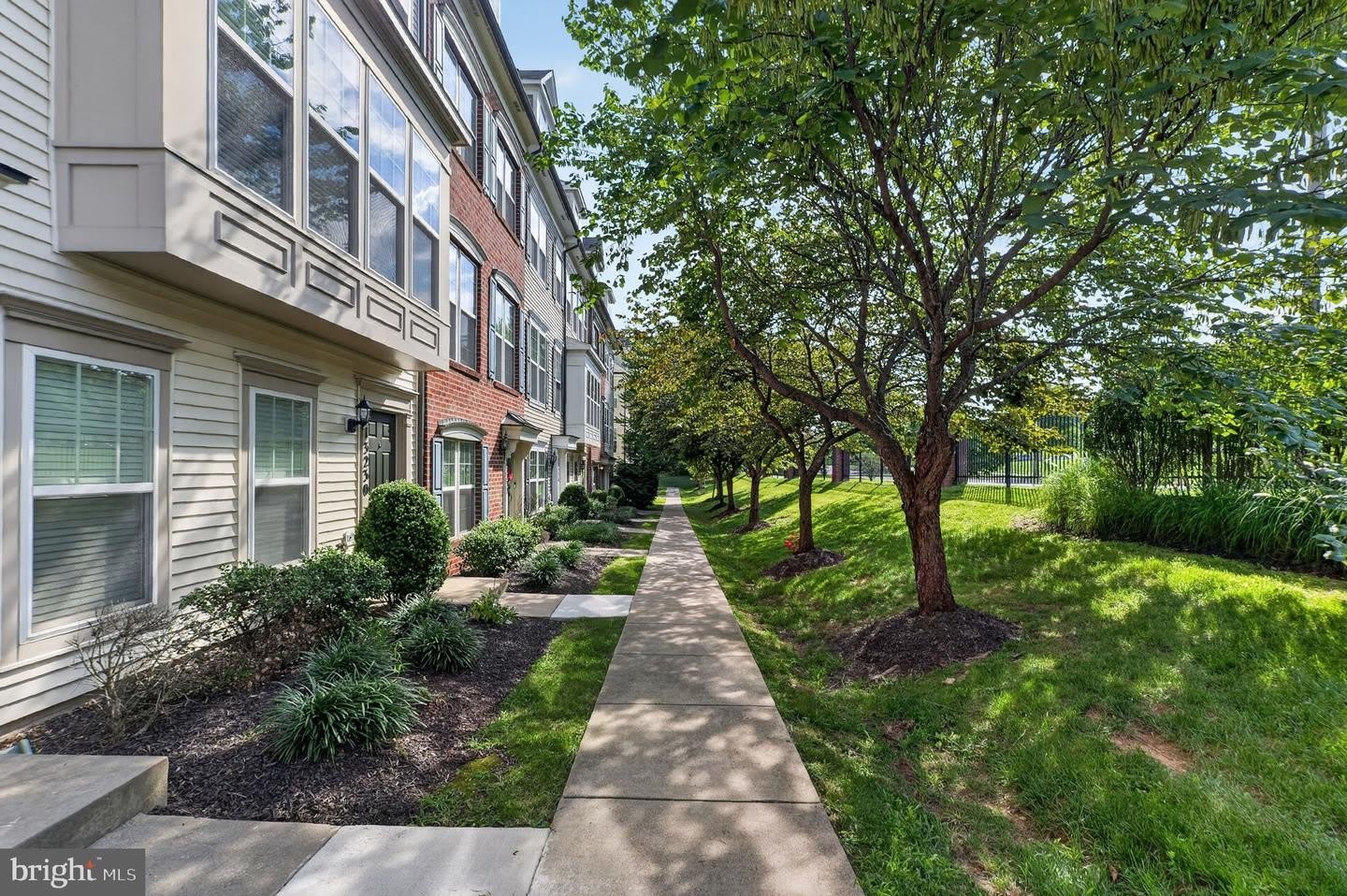 13230 SHAWNEE LN #102 – photo 4