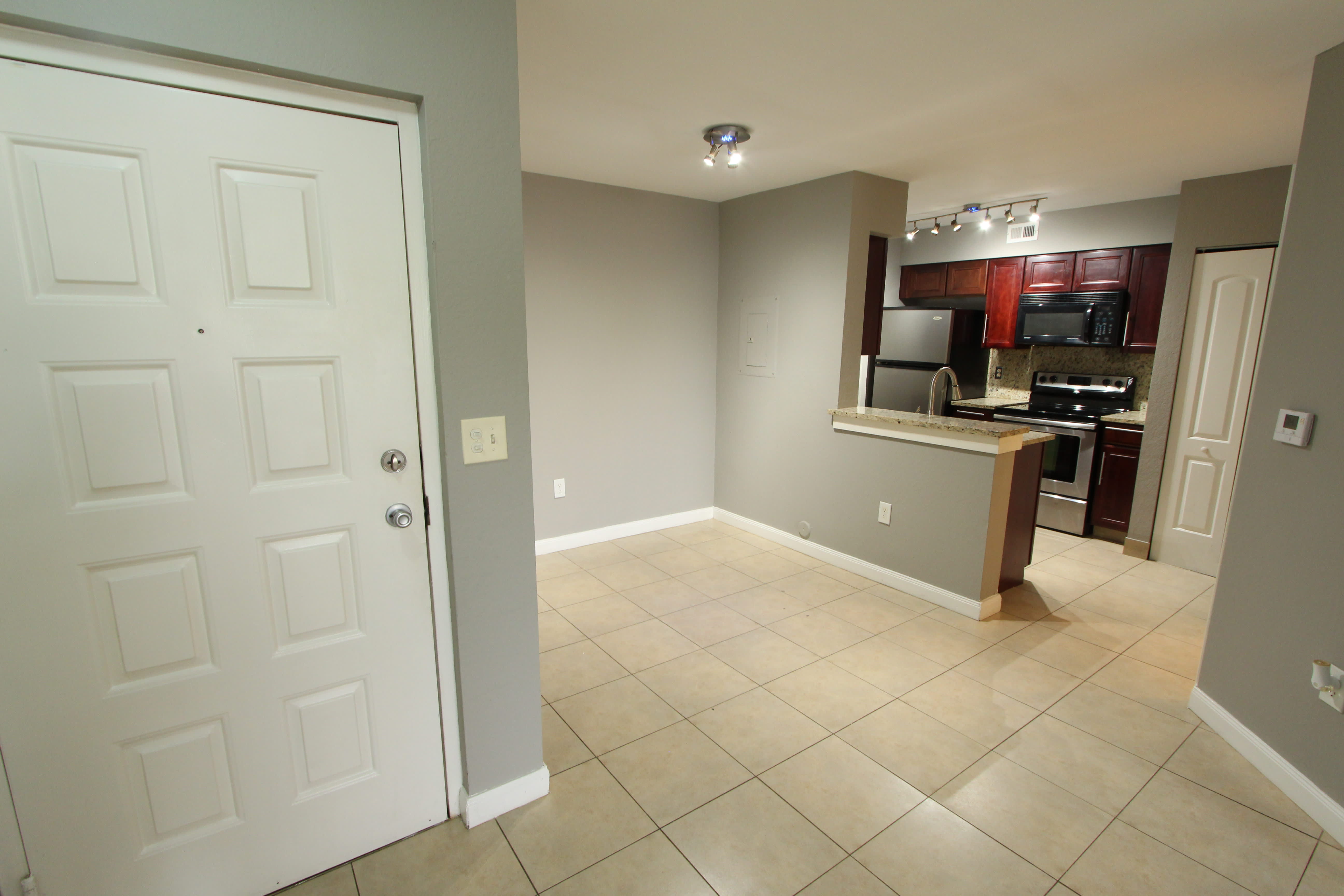 2850 N Oakland Forest Dr Apt 107 – photo 4
