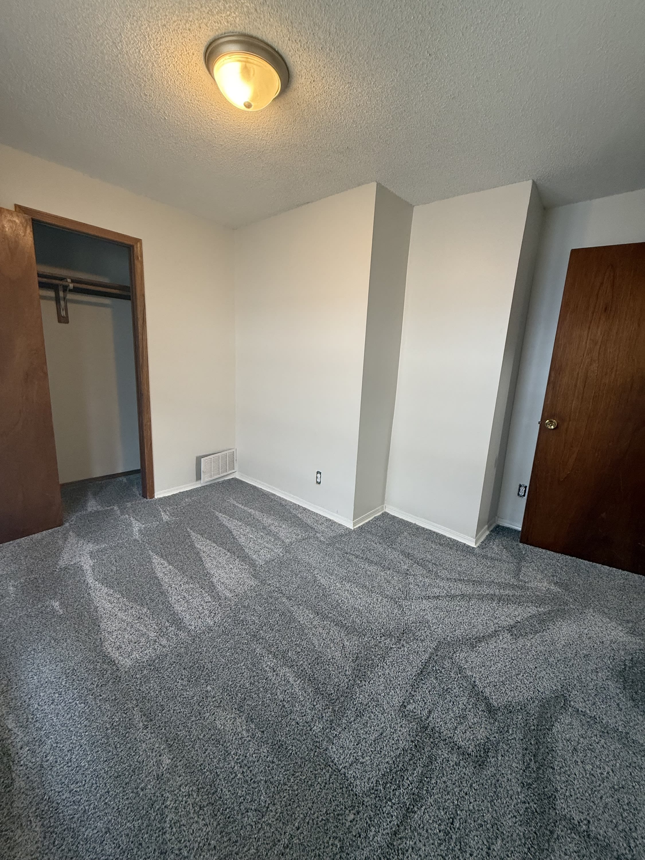 3150 W Mentor Avenue House – photo 5