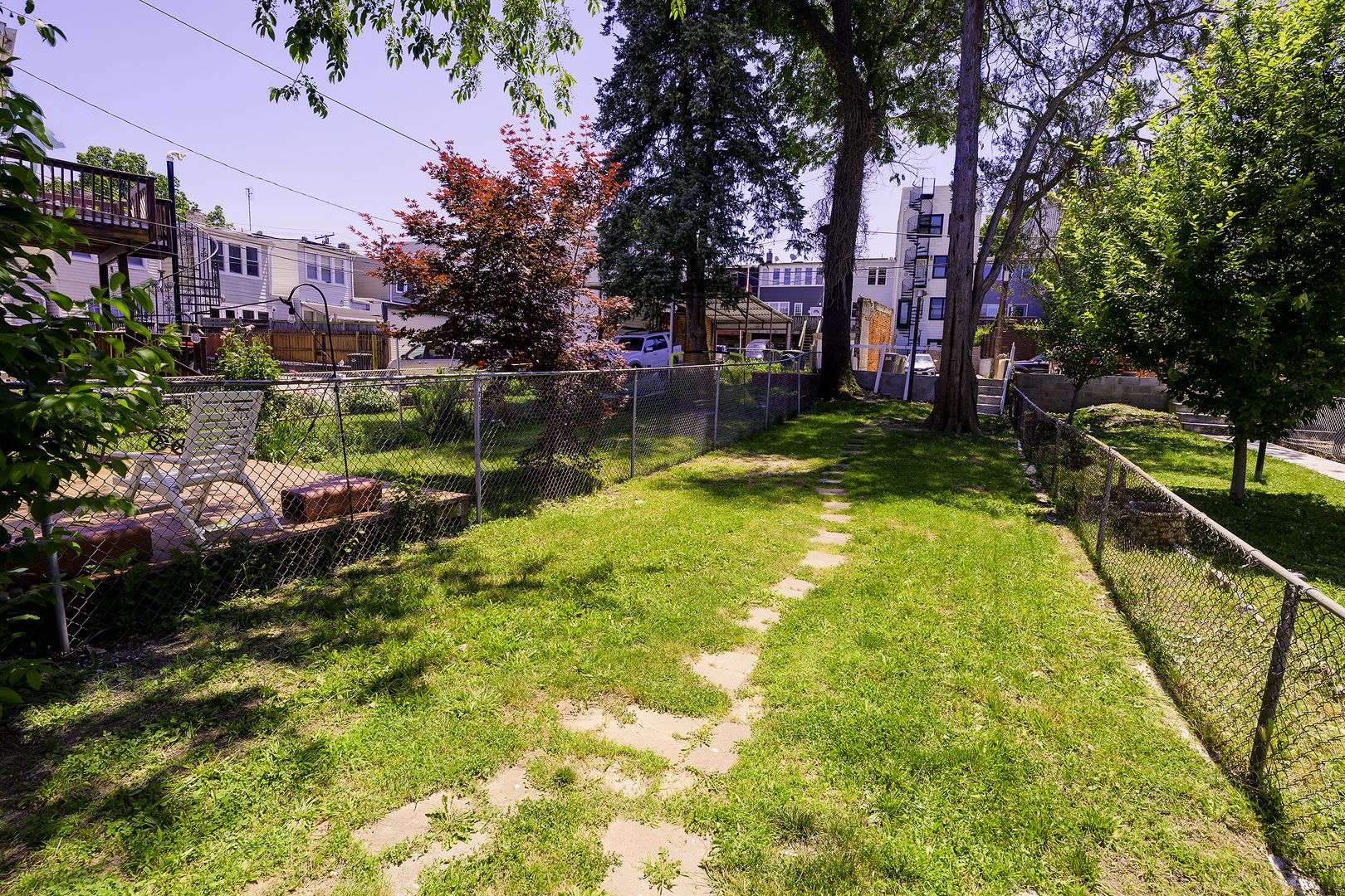 Charming & Renovated Petworth Rowhouse with Parking – photo 3