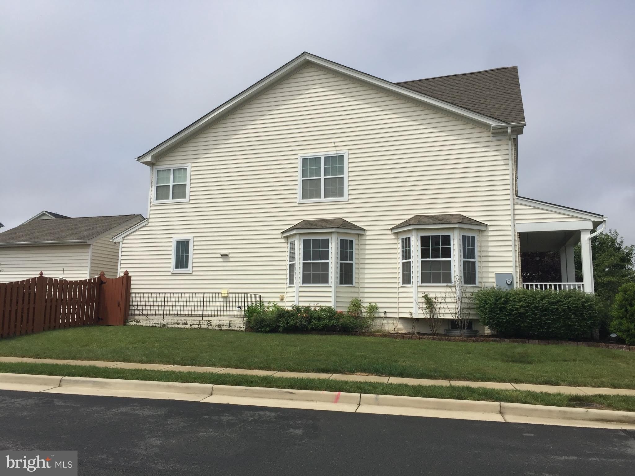 43165 BARNSTEAD Drive – photo 4