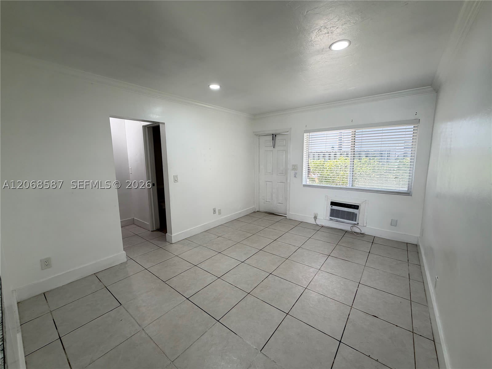 4229 Bougainvilla Dr – photo 2