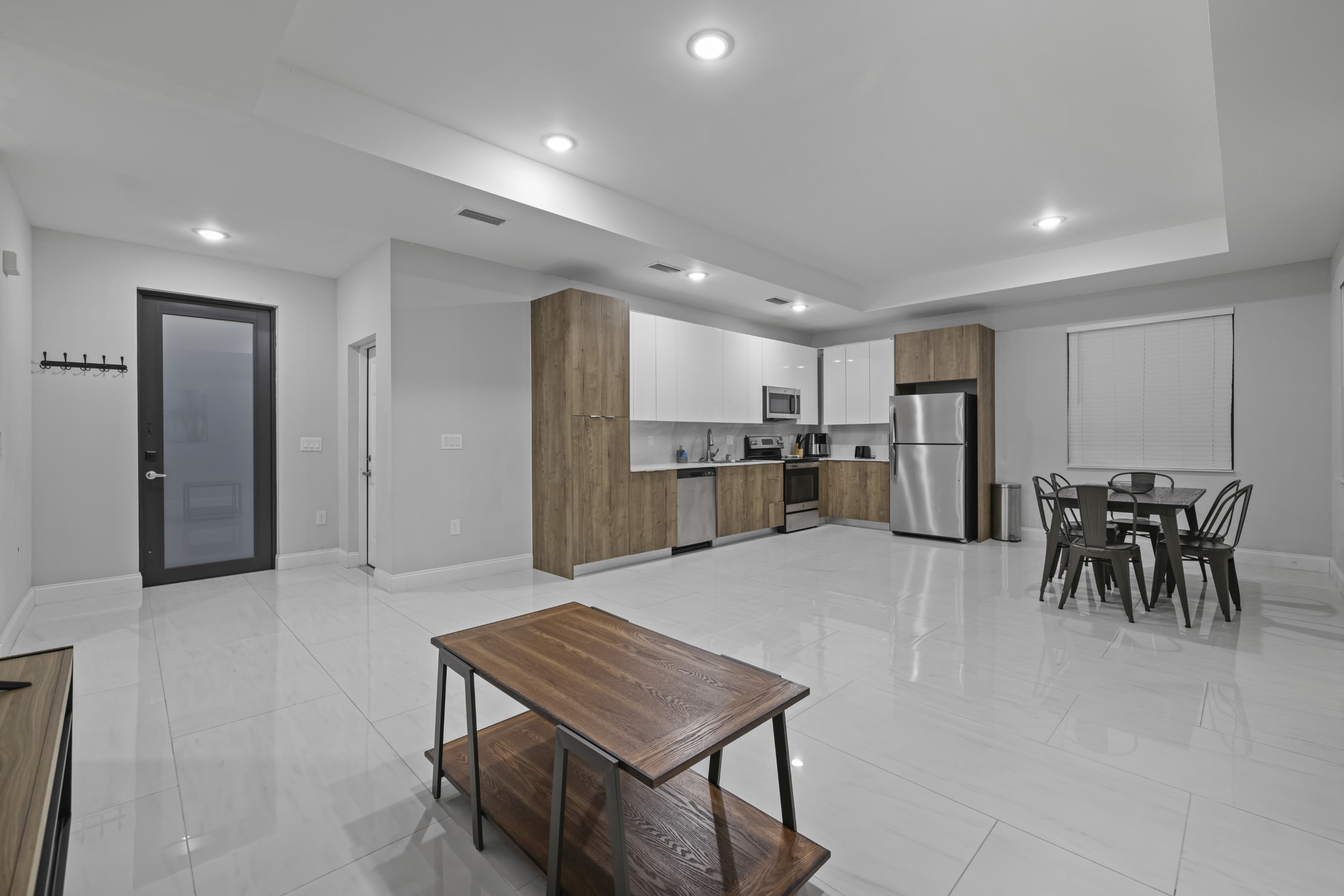 2906 65Th Street West – photo 4