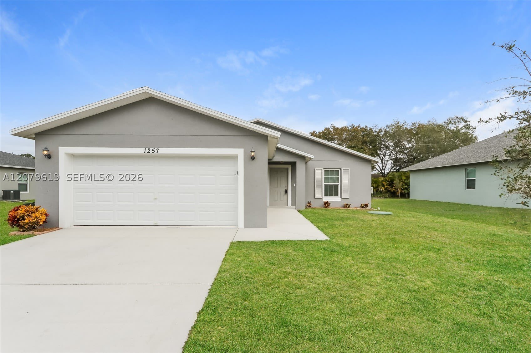 1257 SW Century Ave – photo 2