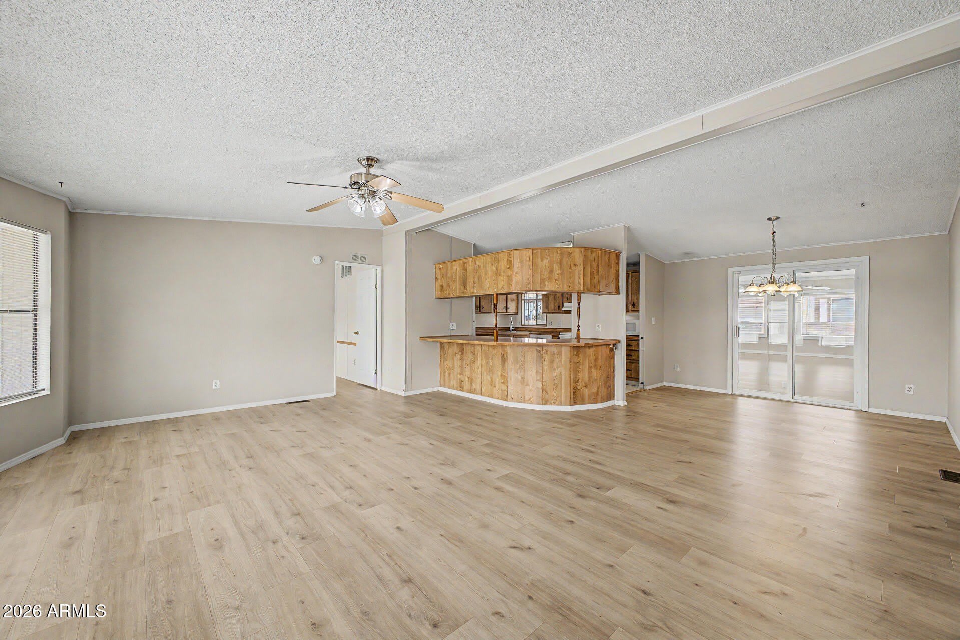 8601 N 103RD Avenue – photo 5