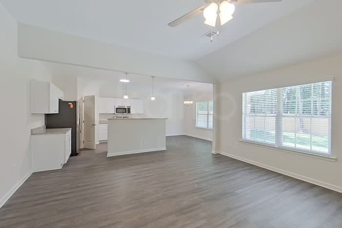 111 Live Oak Drive – photo 3