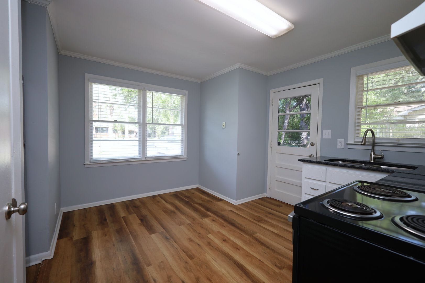 1709 Azalea Dr Unit B – photo 3